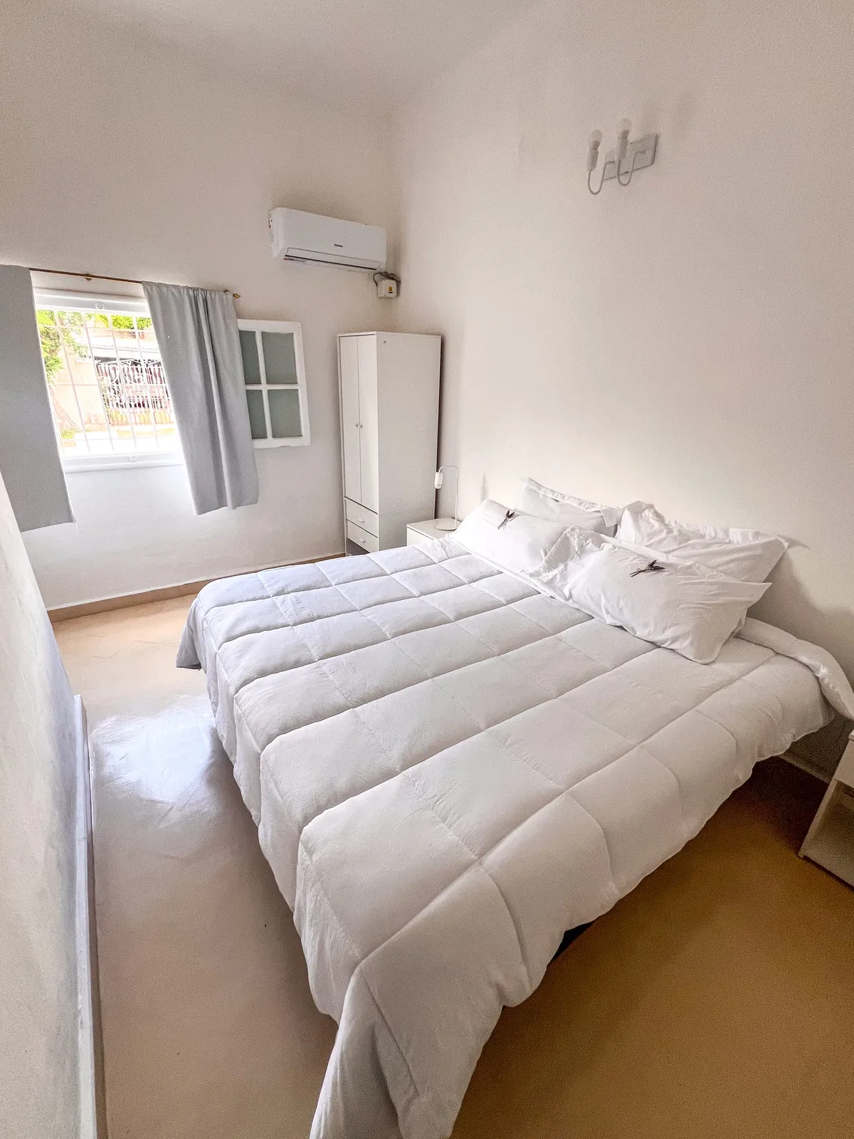 Dormitorio con cama king (se separa en dos individuales)